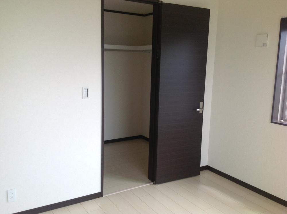 Other introspection. Walk-in closet (September 2013) Shooting