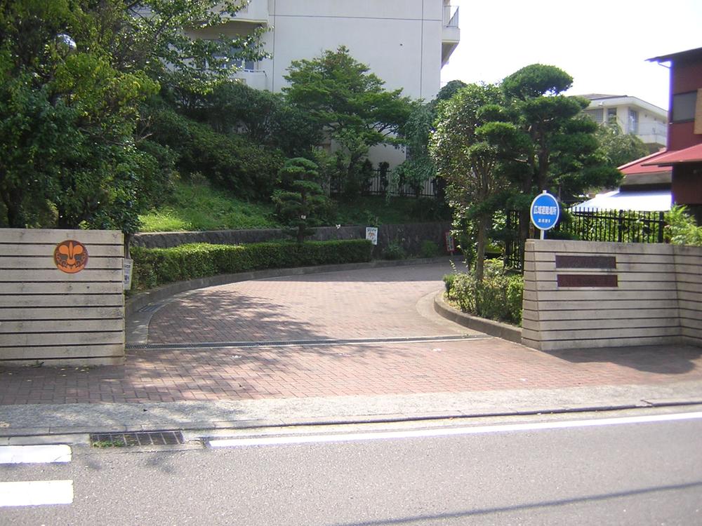 Primary school. Yugawara Municipal Dongtai Fukuura to elementary school 623m