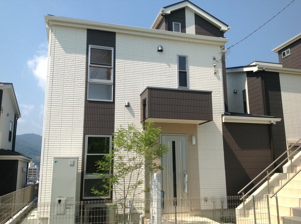 Local appearance photo. Local (August 2013) Shooting