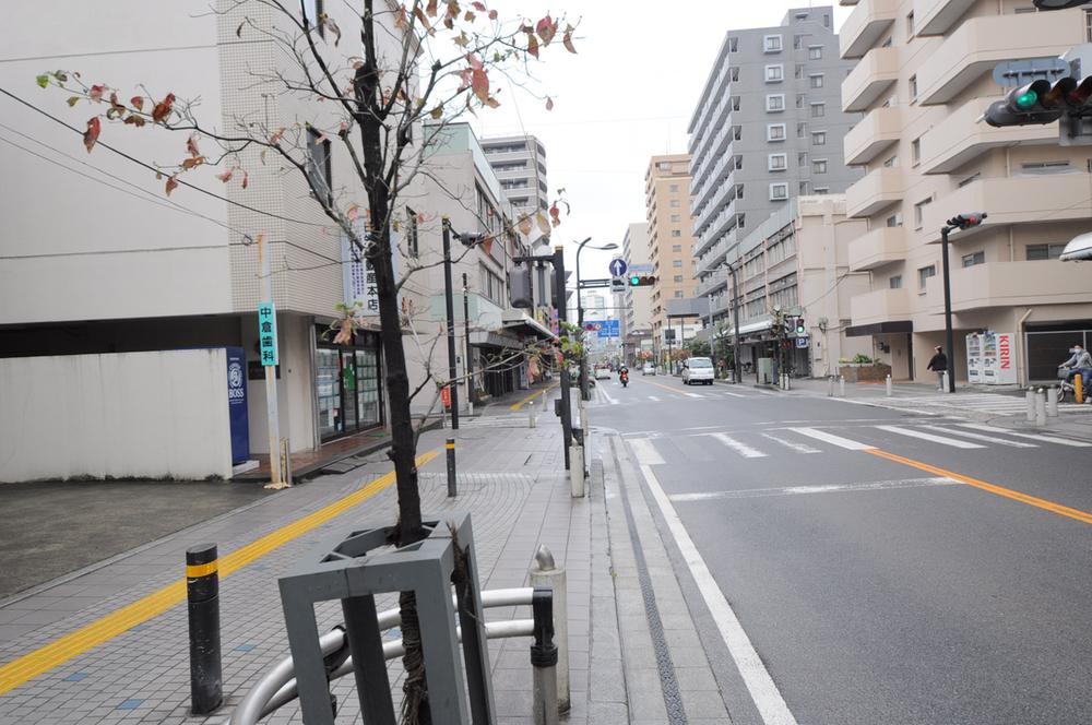 Sale already cityscape photo. Sale already the city average