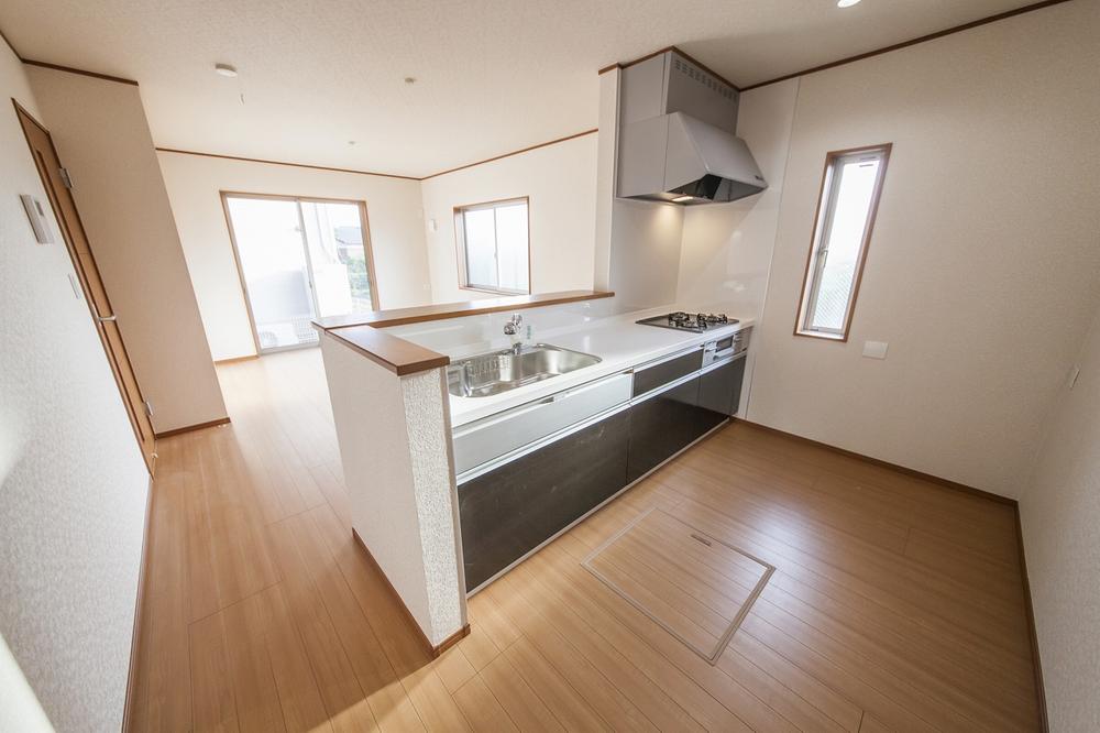 Same specifications photo (kitchen). Example of construction