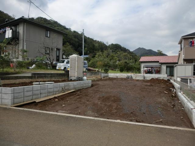 Local appearance photo. Local (10 May 2013) Shooting