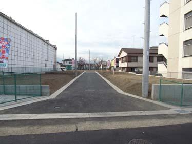 Local photos, including front road. Local (12 May 2013) Shooting