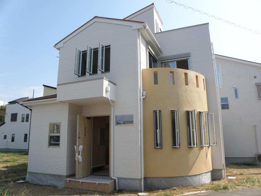 Building plan example (exterior photos). Building plan example (No. 4 locations) Building Price      15 million yen, Building area 96.18 sq m