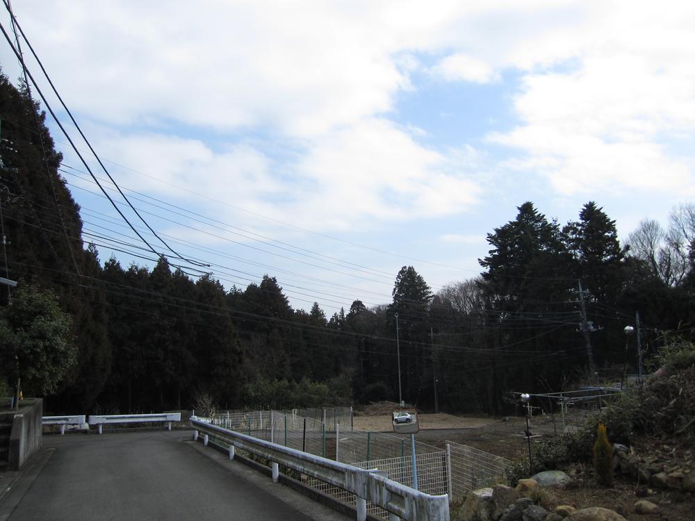 View photos from the local. View from local (March 2013) Shooting