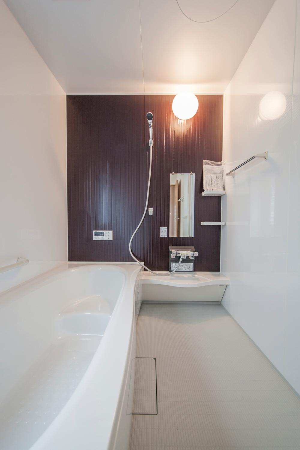 Bathroom. Reheating ・ Retaining heat