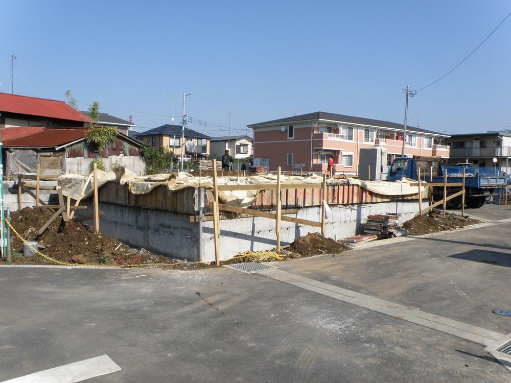 Local appearance photo. Local (11 May 2013) Shooting