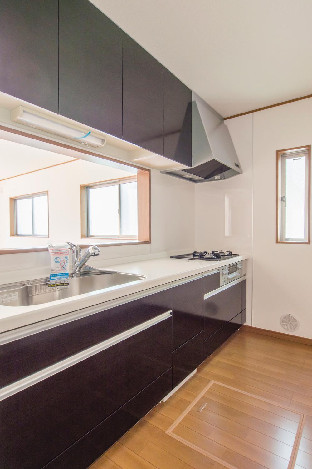 Same specifications photo (kitchen). Example of construction