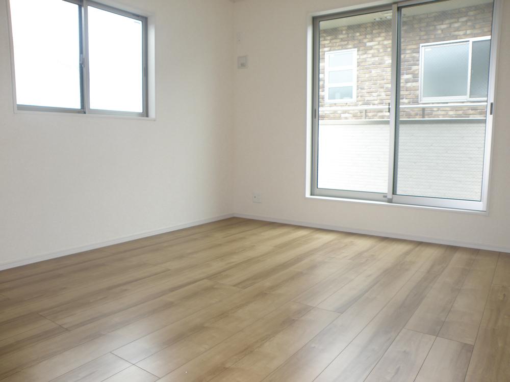 Non-living room. Indoor (June 2013) Shooting