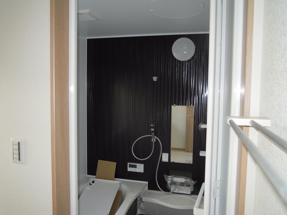 Bathroom. Indoor (11 May 2013) Shooting