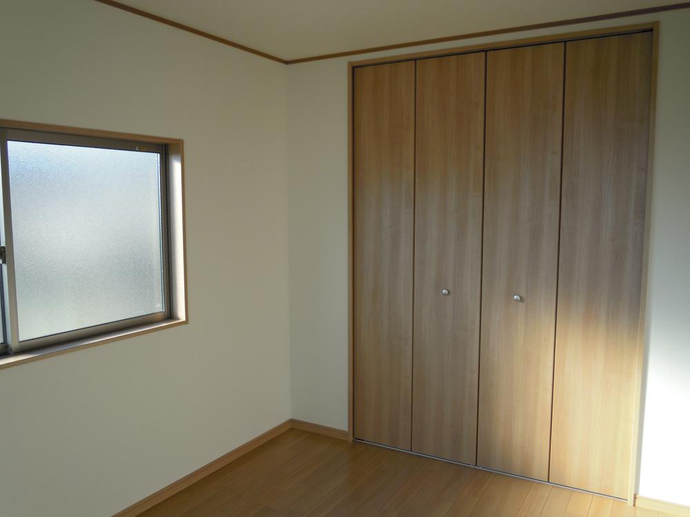 Non-living room. Indoor (11 May 2013) Shooting