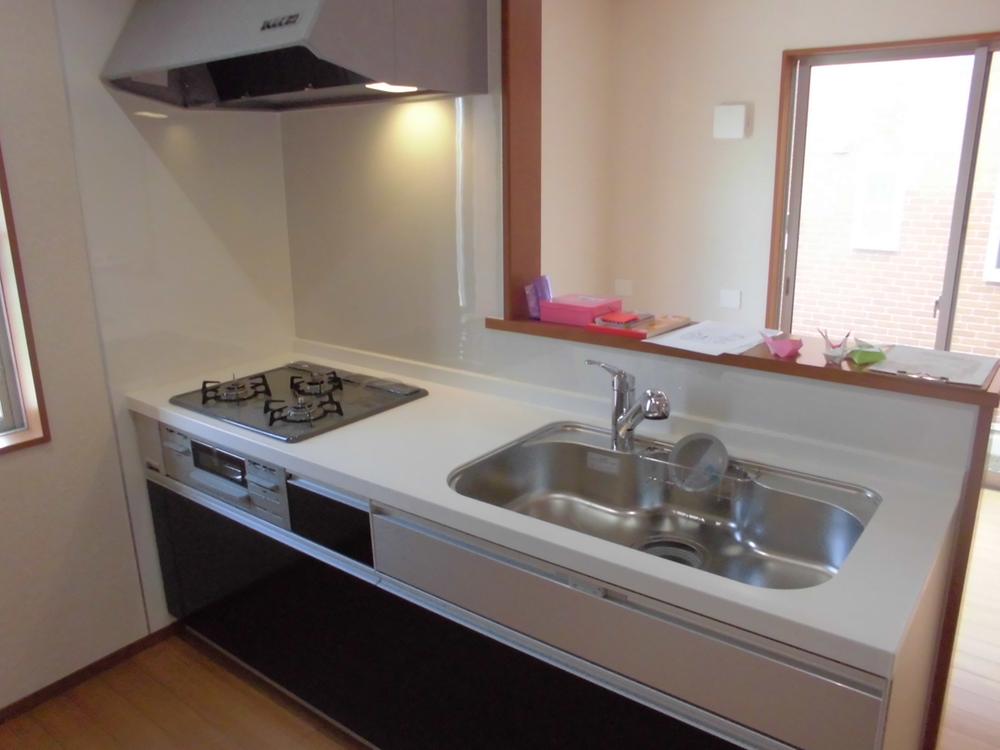 Same specifications photo (kitchen). Example of construction