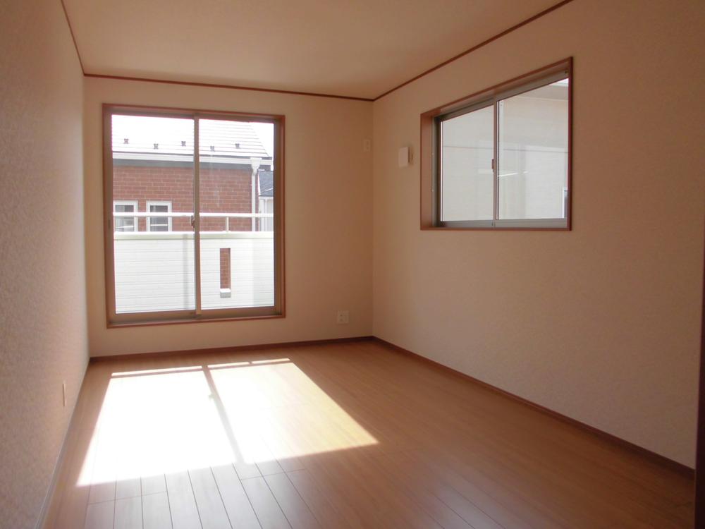 Same specifications photos (Other introspection). Example of construction