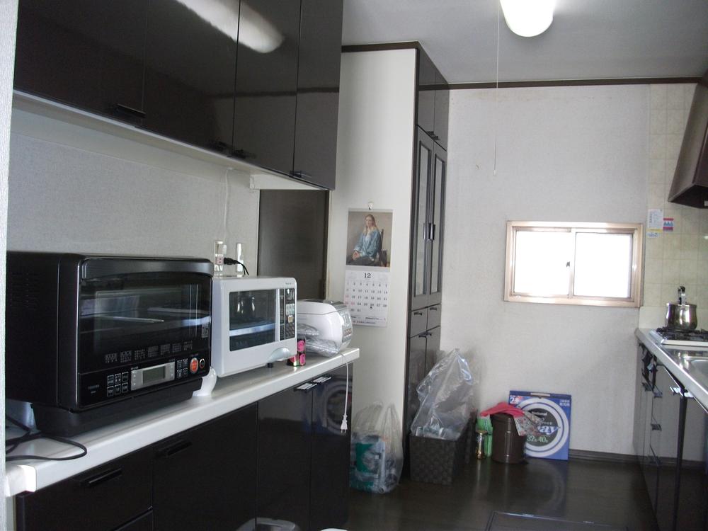 Kitchen. Indoor (12 May 2013) Shooting