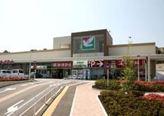 Supermarket. York Mart 550m to the south Mori shop