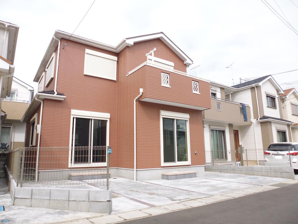 Local appearance photo. Local (10 May 2013) shooting C Building