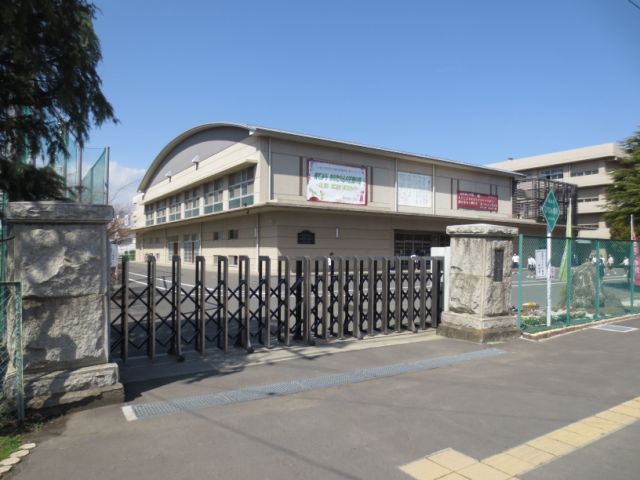 Junior high school. 1900m until the Municipal Atsugi junior high school (junior high school)