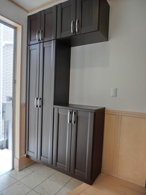 Entrance. Indoor (10 May 2013) Shooting