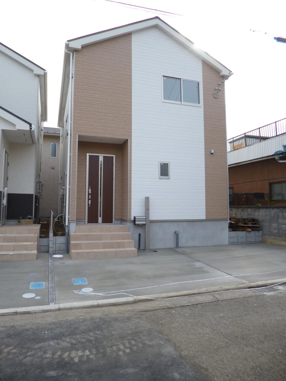 Local appearance photo. Local (12 May 2013) Shooting ☆ 1 Building ☆ All building Parking 2 Taiyu! ☆ Worry the entire road traffic less children