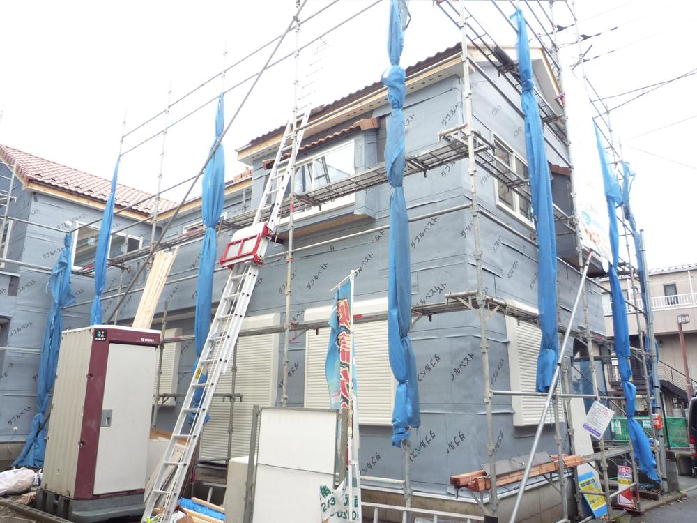 Local appearance photo. Local (November 2013) will be in Provence-style mansion of shooting western tile