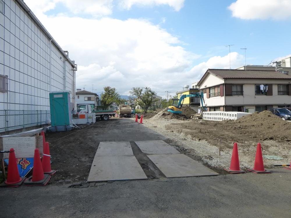 Local land photo. There is no building conditions!