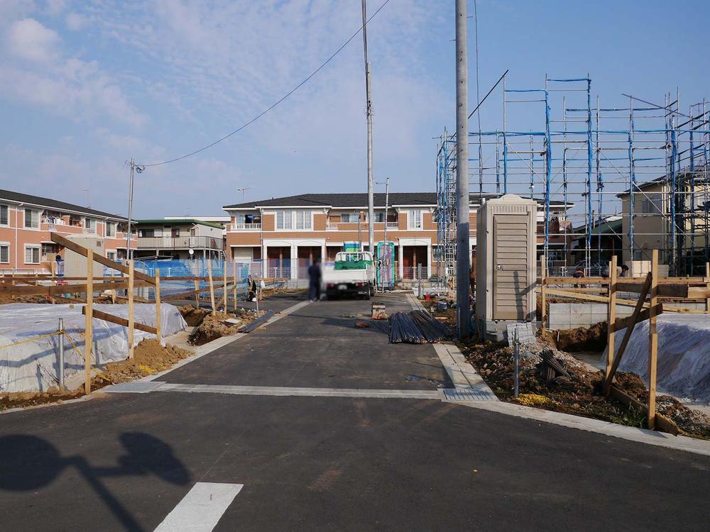 Local photos, including front road