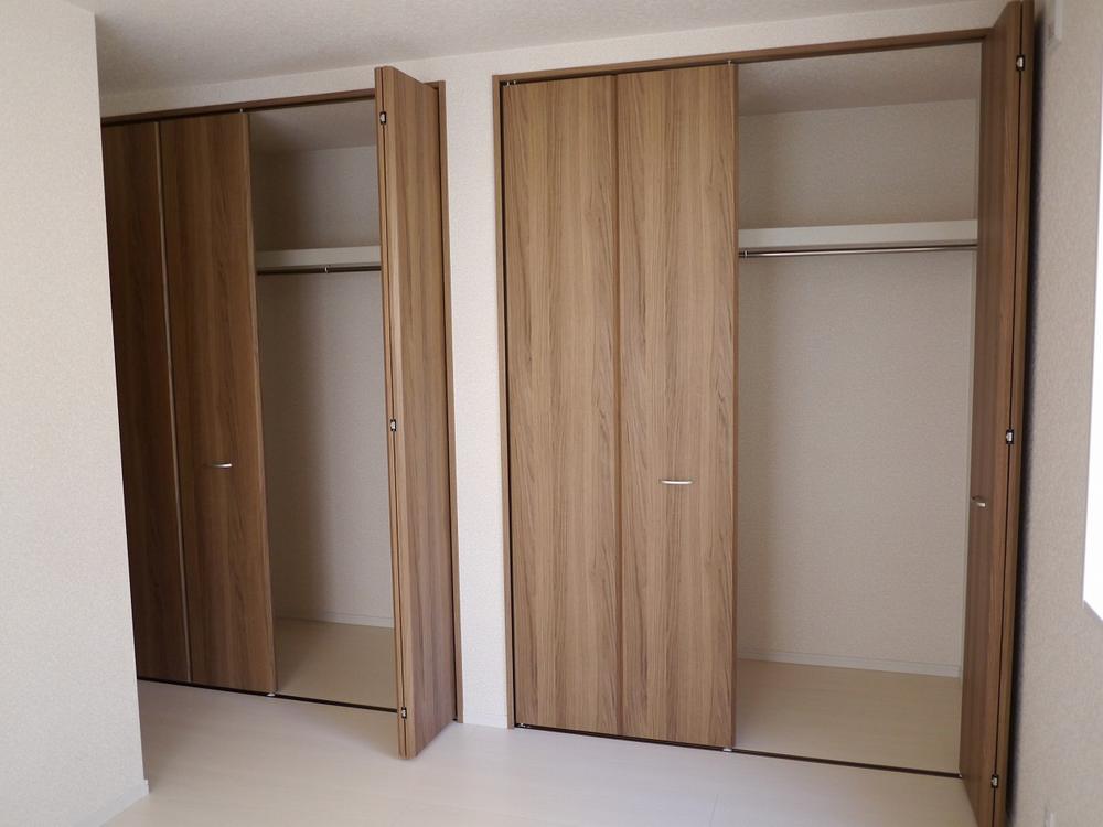 Same specifications photos (Other introspection)