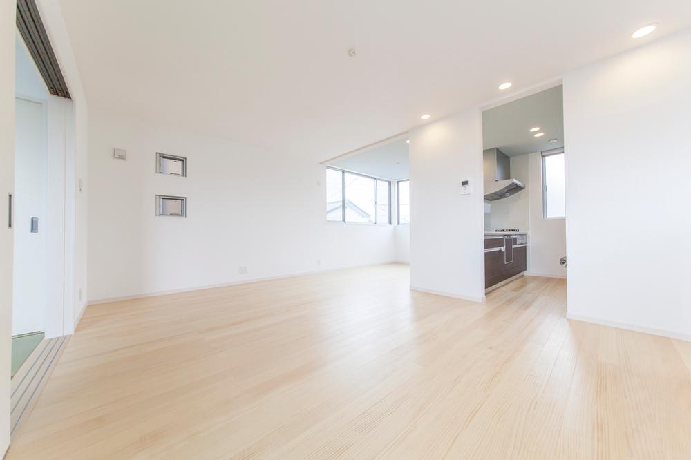 Building plan example (introspection photo).  [Our construction cases] living