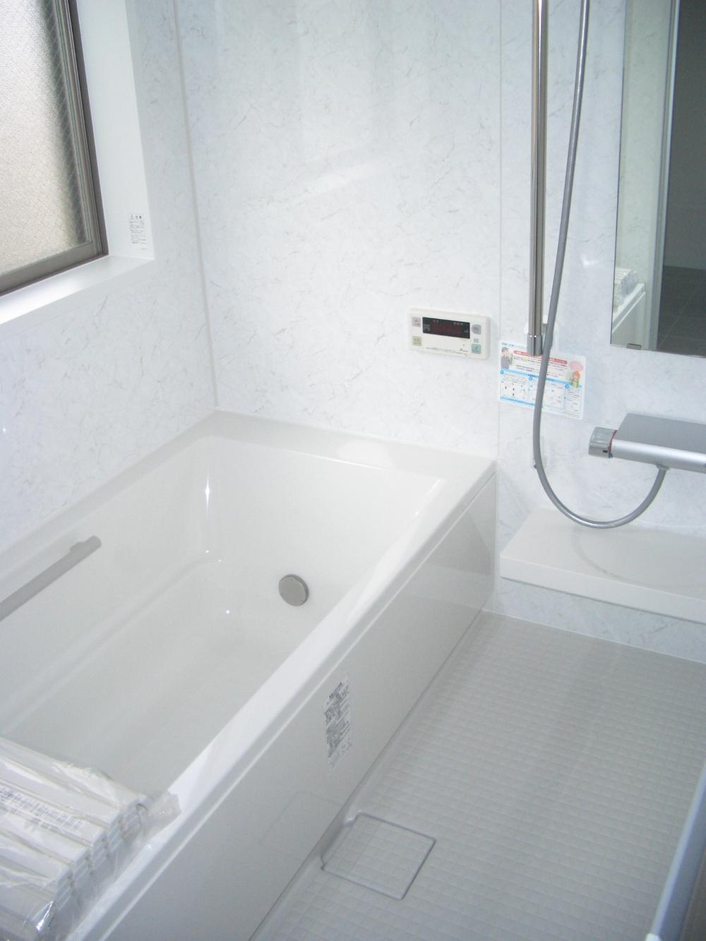 Bathroom. Indoor (12 May 2013) Shooting