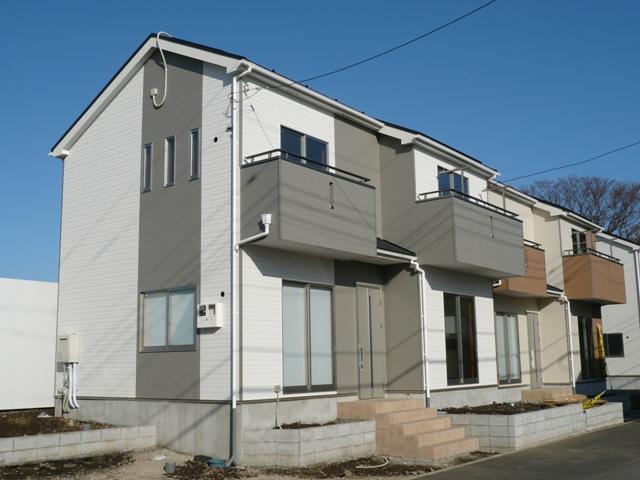 Local appearance photo. Local (11 May 2013) Shooting