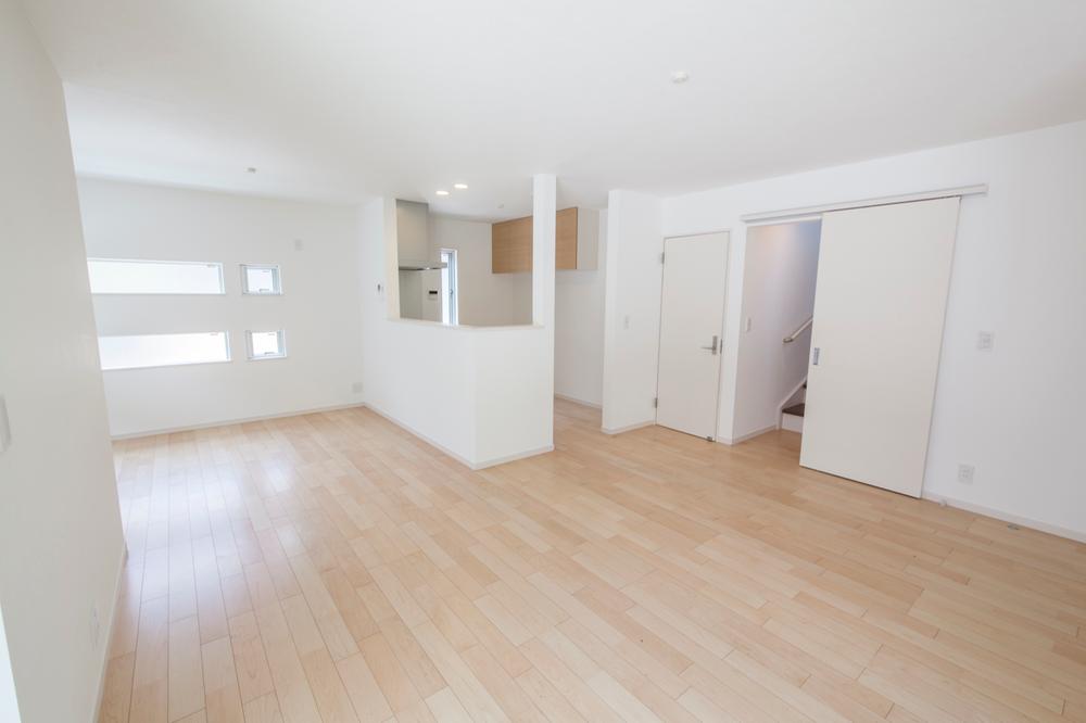 Building plan example (introspection photo).  [Our construction cases living] Contract construction plan. Please feel free to contact us.