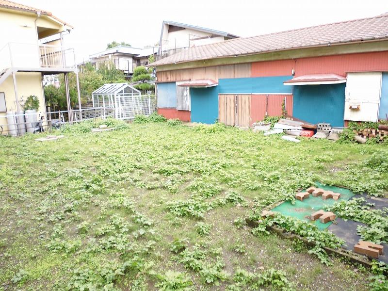 Local land photo. Local (10 May 2013) Shooting