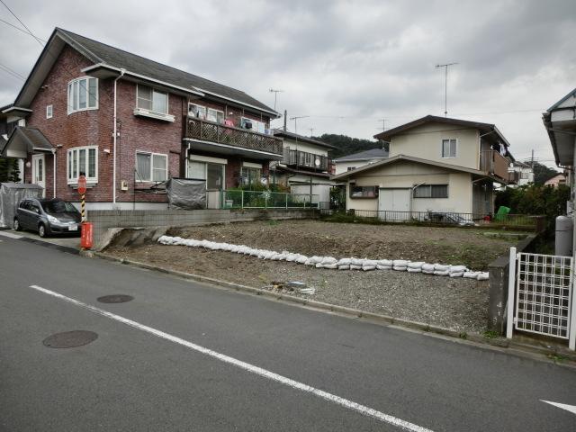 Local land photo. Local (10 May 2013) Shooting