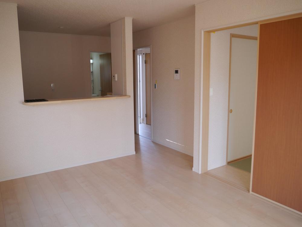 Living. All room pair glass