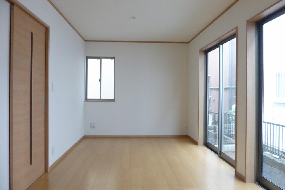 Living. 14 Pledge more leeway