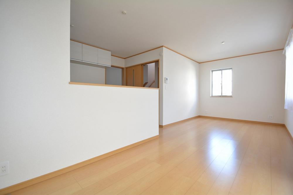 Living. Indoor (12 May 2013) Shooting