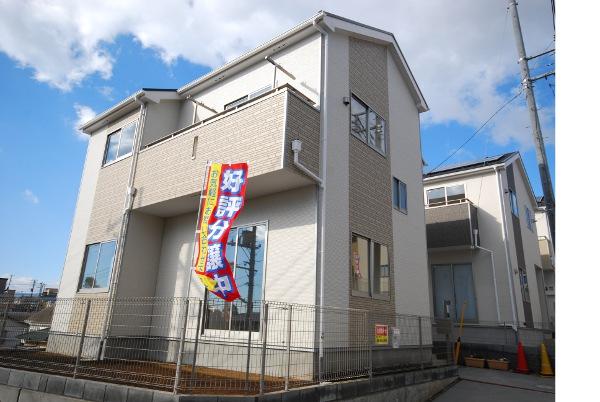 Local appearance photo. Local (12 May 2013) Shooting 1 Building