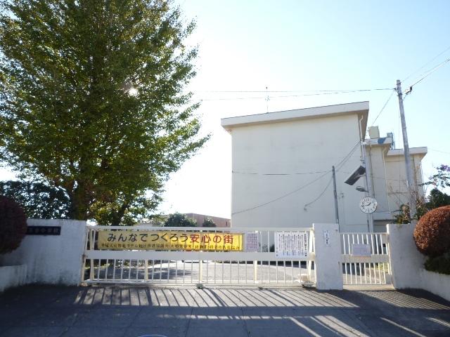 Primary school. Tendai until elementary school 840m