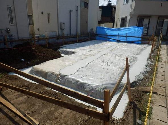 Local appearance photo. Local (08 May 2013) Shooting