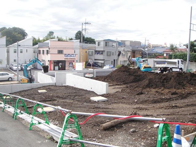 Local appearance photo. Local (10 May 2013) Shooting, Model House offers tour together because there near you!