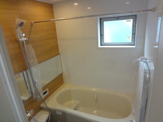 Bathroom. Indoor (September 2013) Shooting