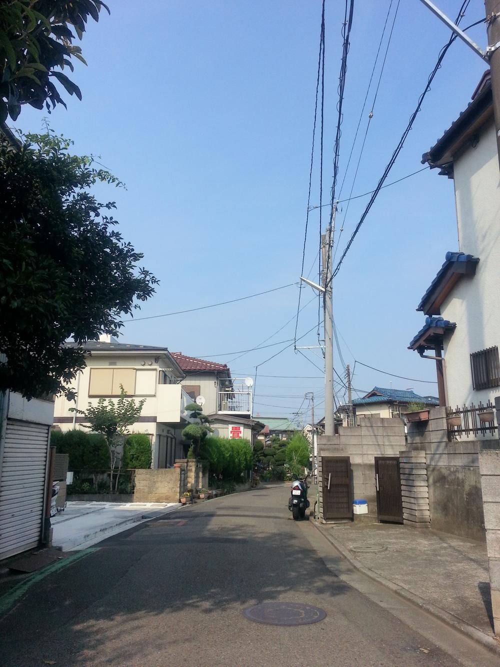 Local photos, including front road. Local (August 2013) Shooting