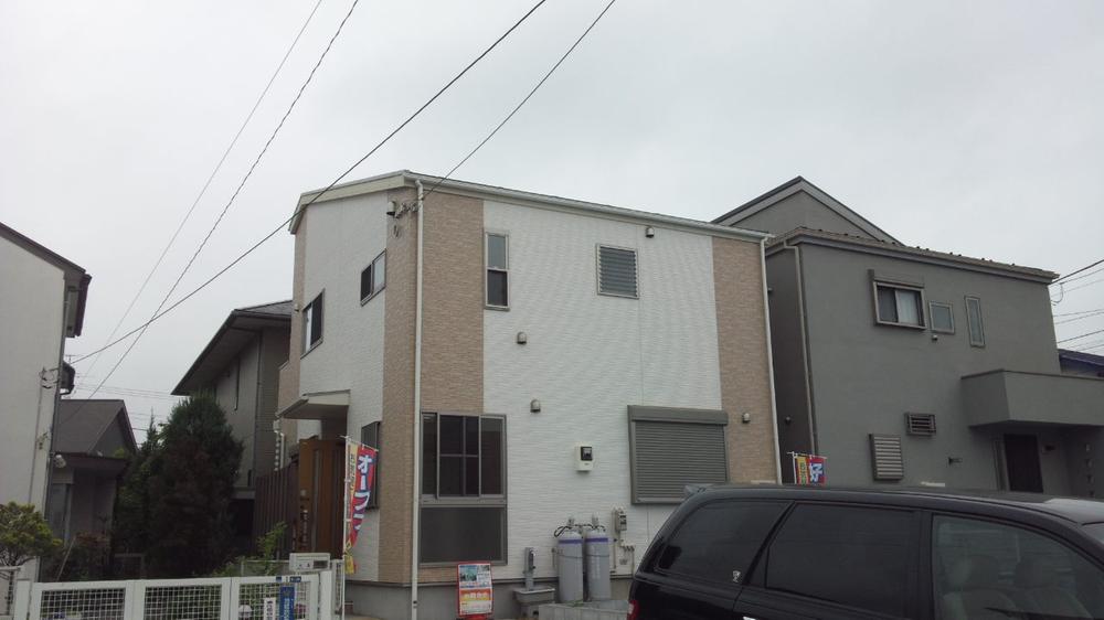 Local appearance photo. Local (June 2013) Shooting