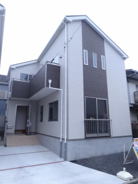 Local appearance photo. Local (011 2013) Shooting