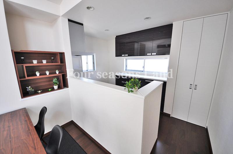 Kitchen. Indoor (March 2013) Shooting