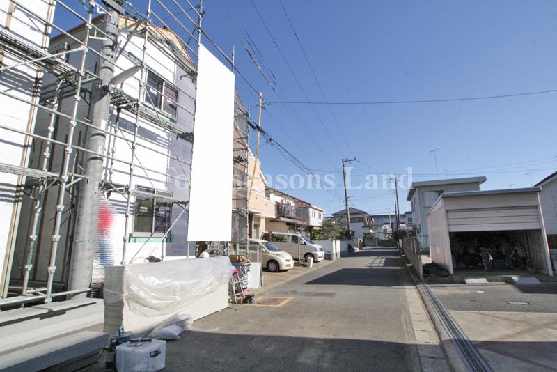 Local appearance photo. Local (12 May 2013) shooting 1 Building