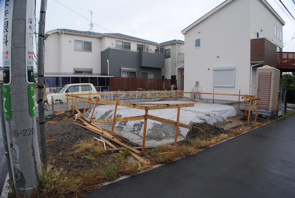 Local appearance photo. Local (10 May 2013) Shooting