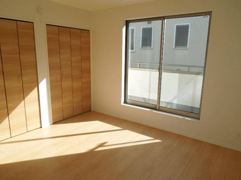 Same specifications photos (Other introspection)