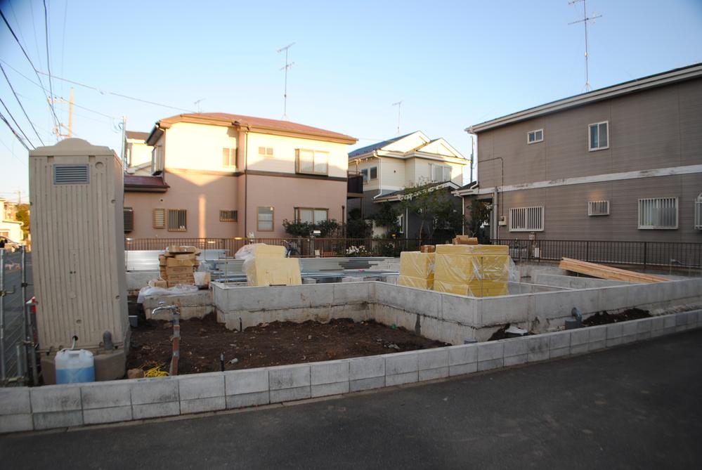 Local appearance photo. Local (11 May 2013) Shooting