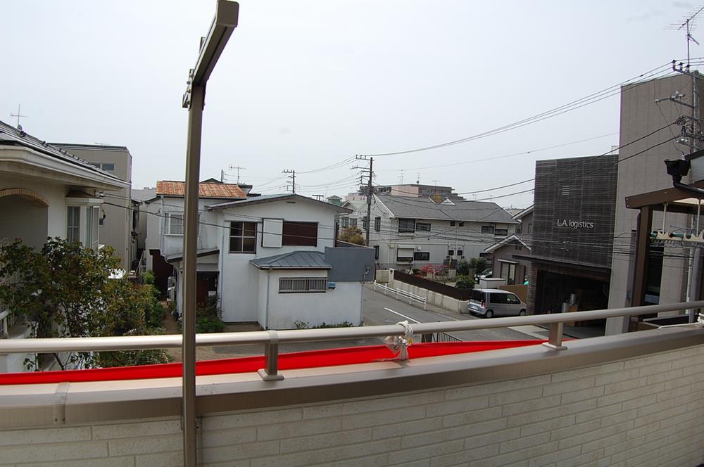 View photos from the dwelling unit. View from local (March 2013) Shooting